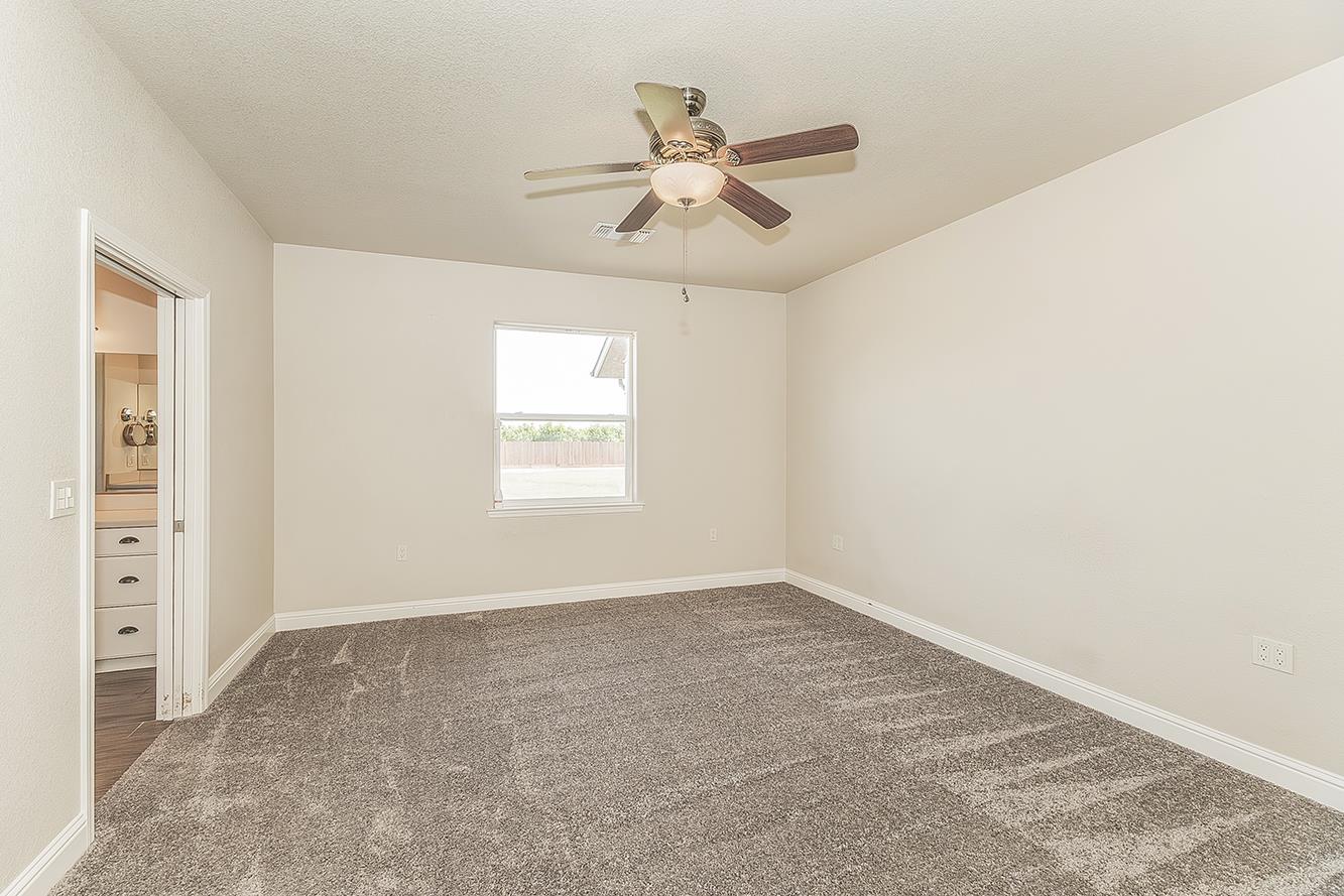 4350 Navelencia Avenue Reedley, CA 93654 - Photo 25 of 71