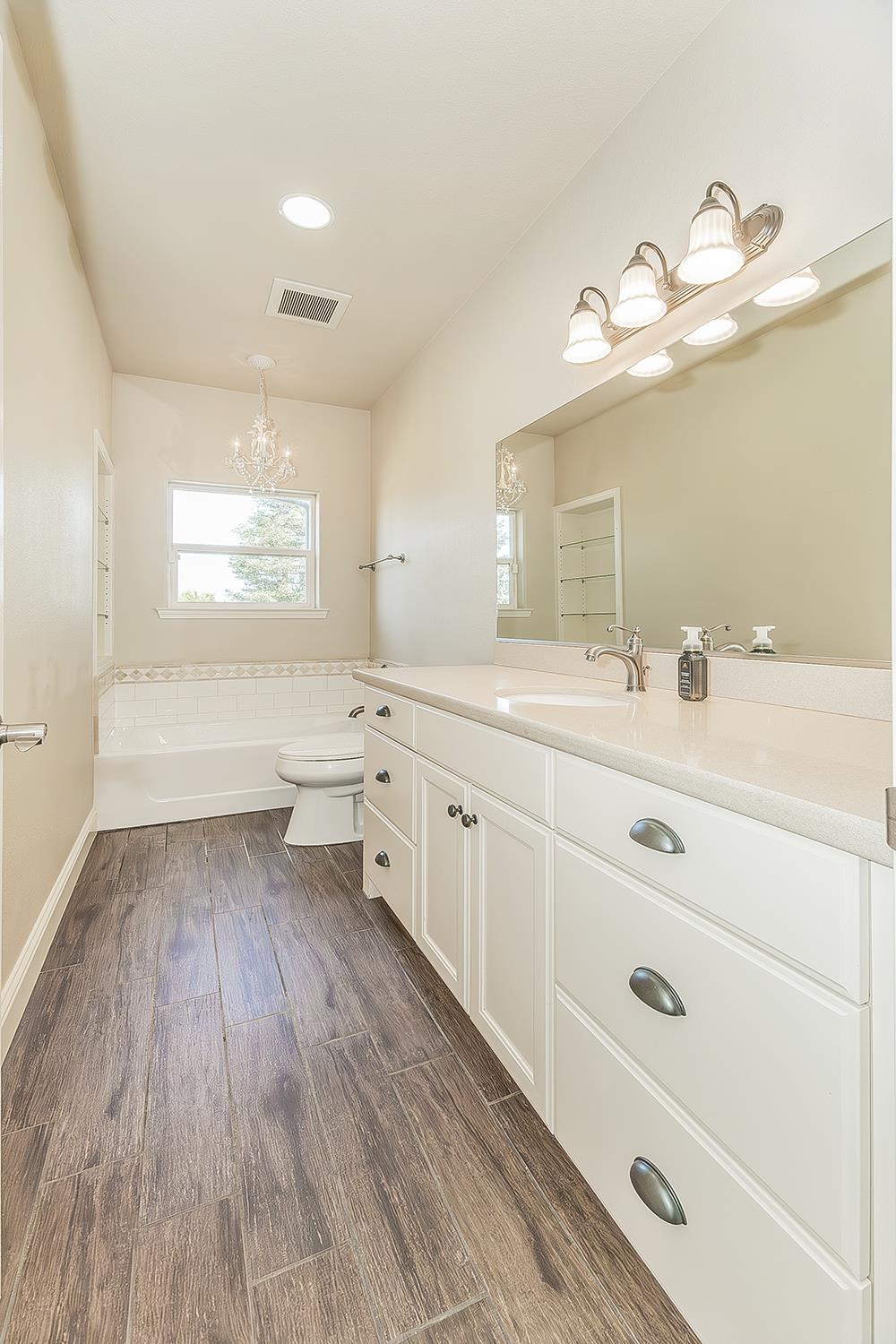 4350 Navelencia Avenue Reedley, CA 93654 - Photo 35 of 71