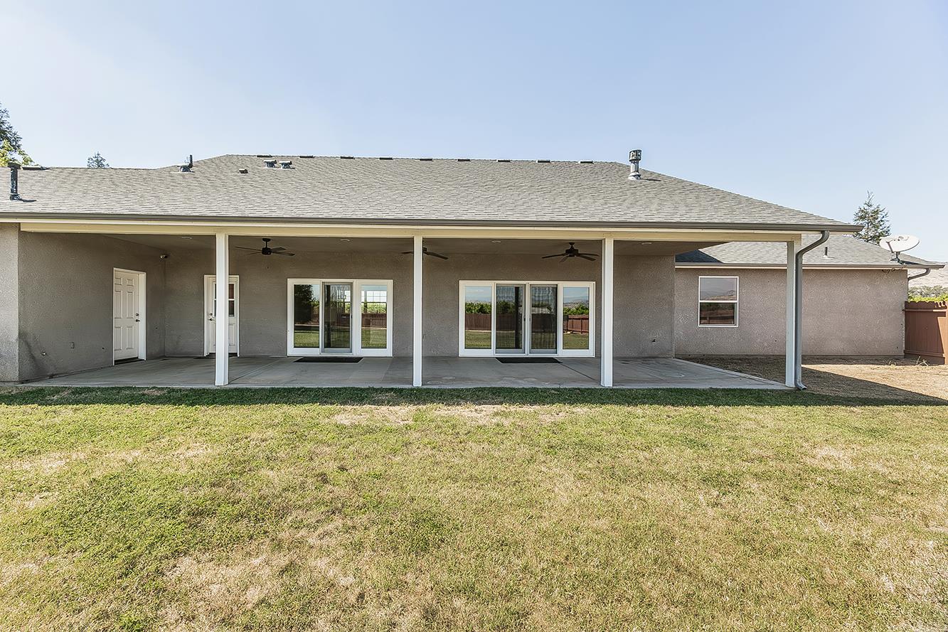 4350 Navelencia Avenue Reedley, CA 93654 - Photo 39 of 71