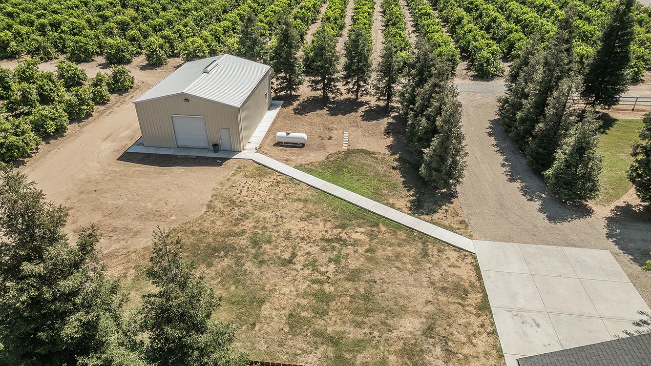 4350 Navelencia Avenue Reedley, CA 93654 - Photo 65 of 71