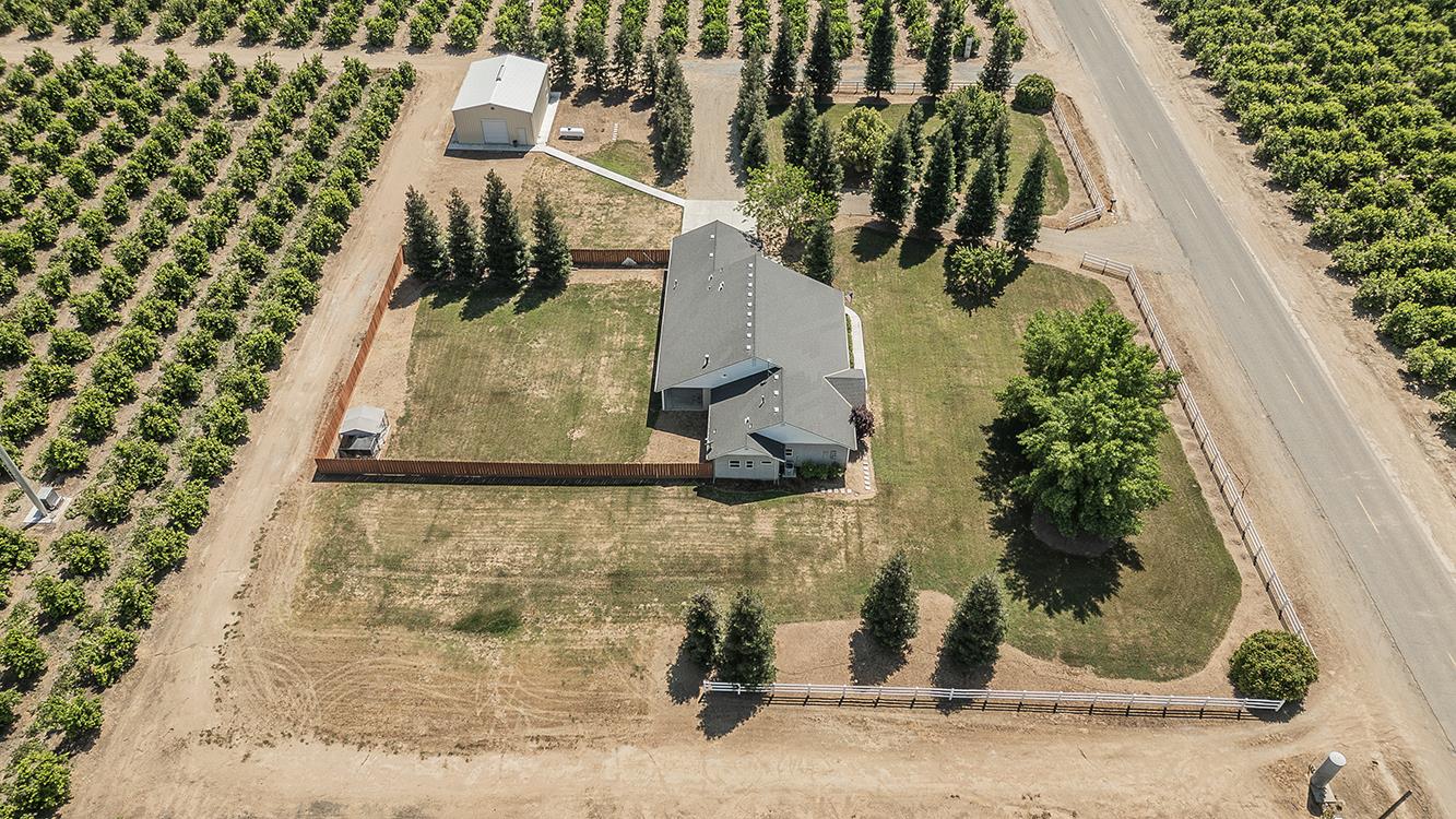 4350 Navelencia Avenue Reedley, CA 93654 - Photo 70 of 71