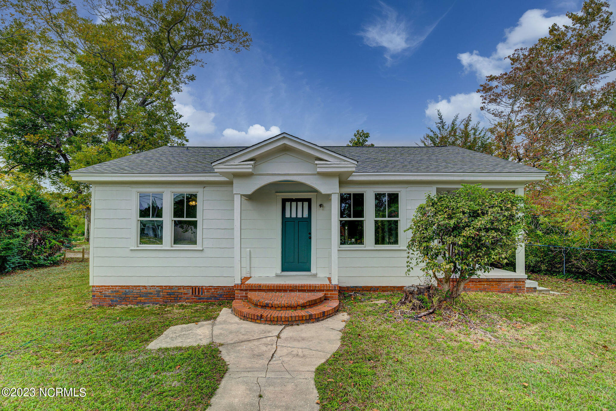 2001 Castle Hayne Road Wilmington, NC 28401 - Photo 1 of 40 2001CastleHayneFinal-10