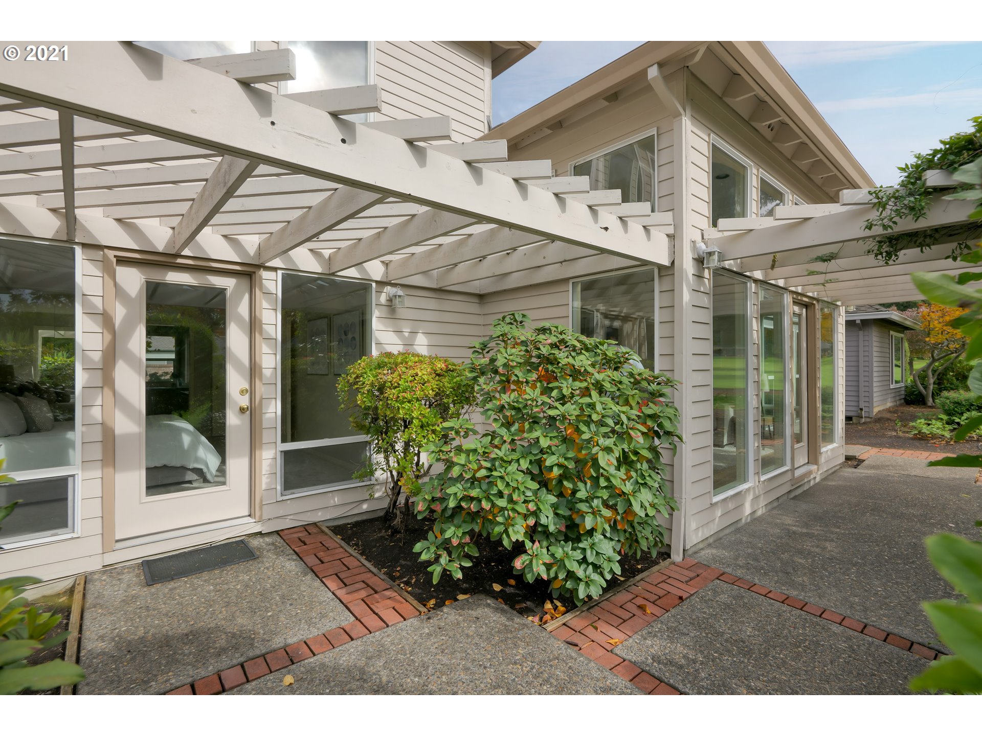 7480 Southwest Lakeside Loop Wilsonville, OR 97070 - Photo 25 of 32 Gallery Image 25