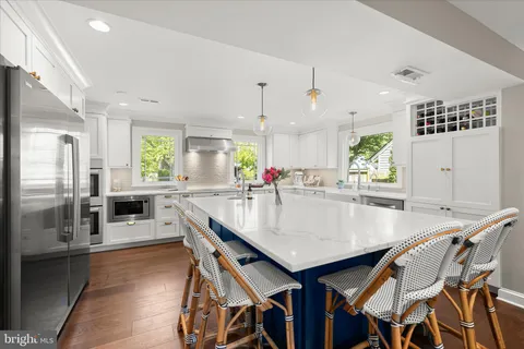 $1,349,900 | 6366 11th Road North, Arlington, VA 22205