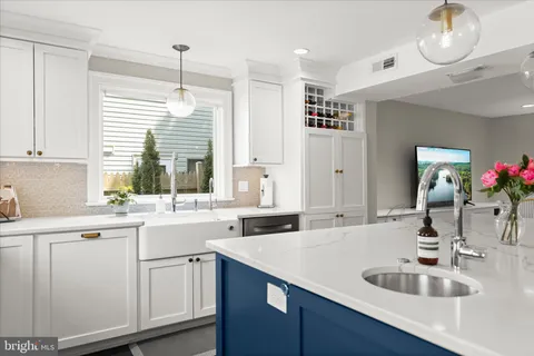 $1,349,900 | 6366 11th Road North, Arlington, VA 22205