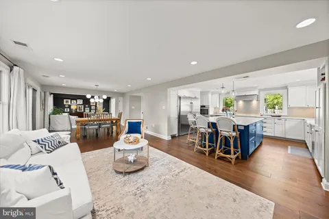 $1,349,900 | 6366 11th Road North, Arlington, VA 22205