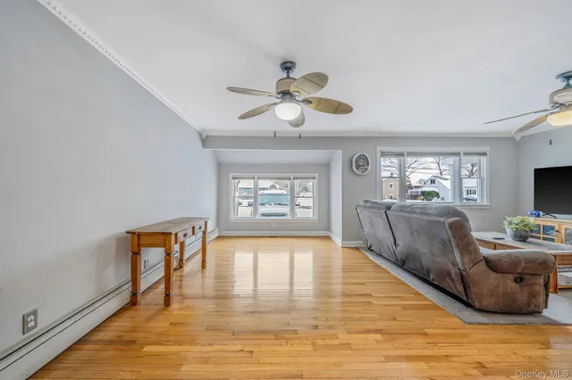 $775,000 | 132 Gladstone Avenue, West Islip, NY 11795