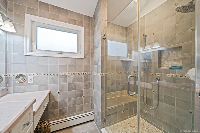 $775,000 | 132 Gladstone Avenue, West Islip, NY 11795