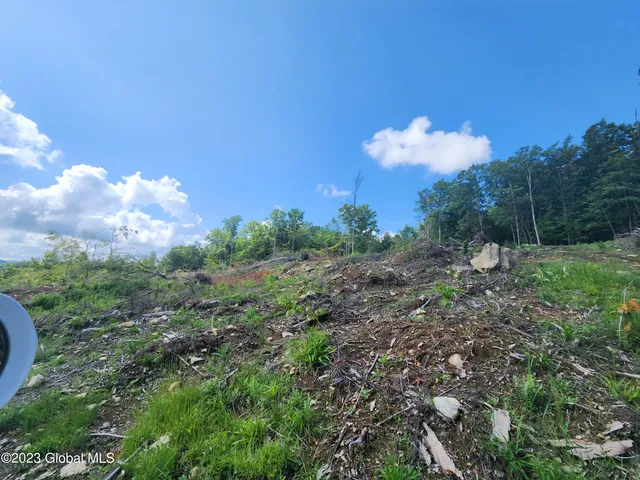 $295,000 | 9 Schroon Lake, Schroon Lake, NY 12870