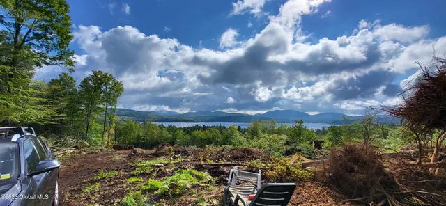 $295,000 | 9 Schroon Lake, Schroon Lake, NY 12870