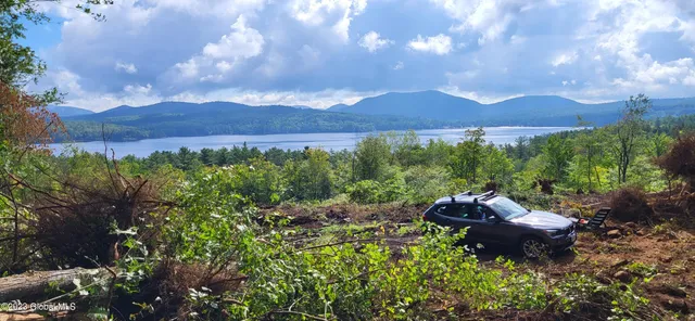 $295,000 | 9 Schroon Lake, Schroon Lake, NY 12870