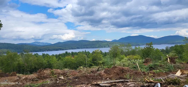 $295,000 | 9 Schroon Lake, Schroon Lake, NY 12870