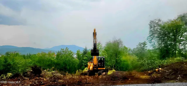 $295,000 | 9 Schroon Lake, Schroon Lake, NY 12870