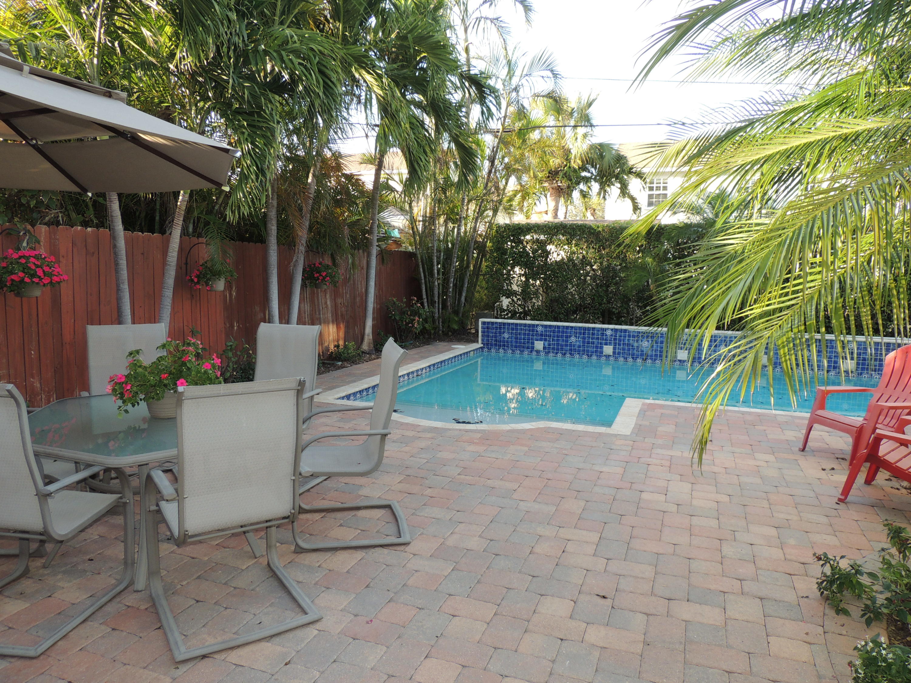 351 Colonial Road West Palm Beach, FL 33405 - Photo 16 of 24 DSCN4169