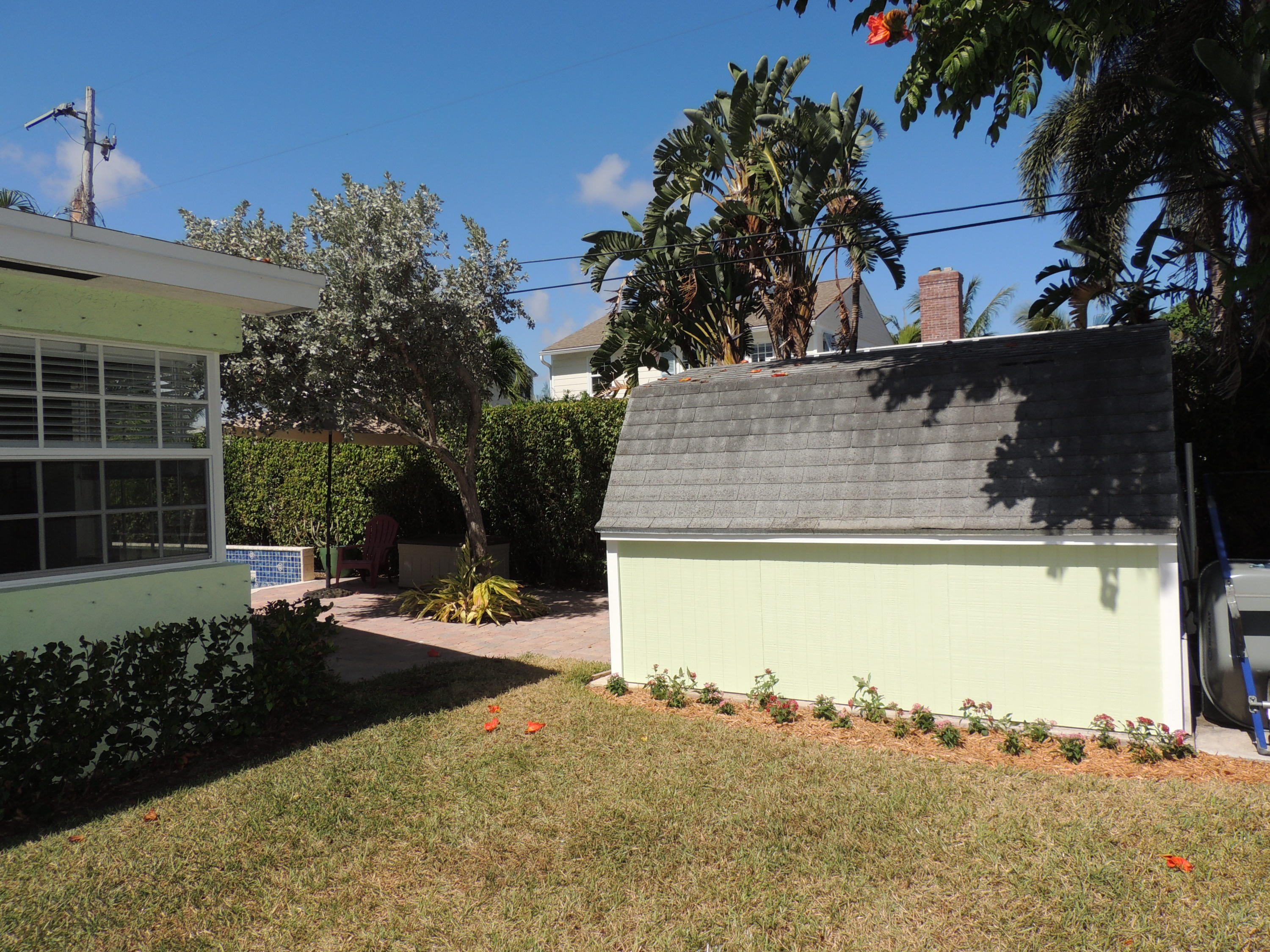 351 Colonial Road West Palm Beach, FL 33405 - Photo 21 of 24 DSCN4216