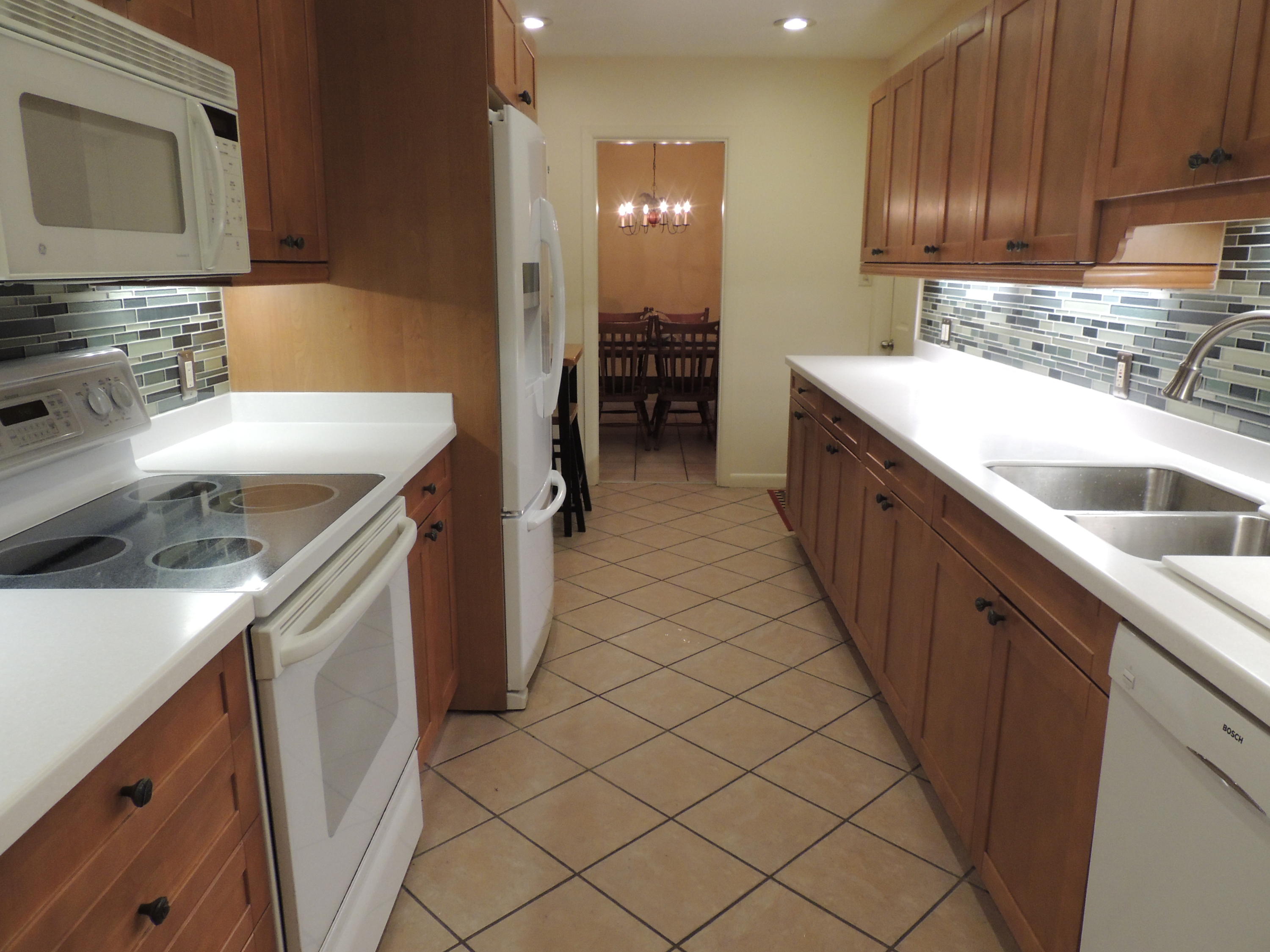 351 Colonial Road West Palm Beach, FL 33405 - Photo 5 of 24 DSCN4127