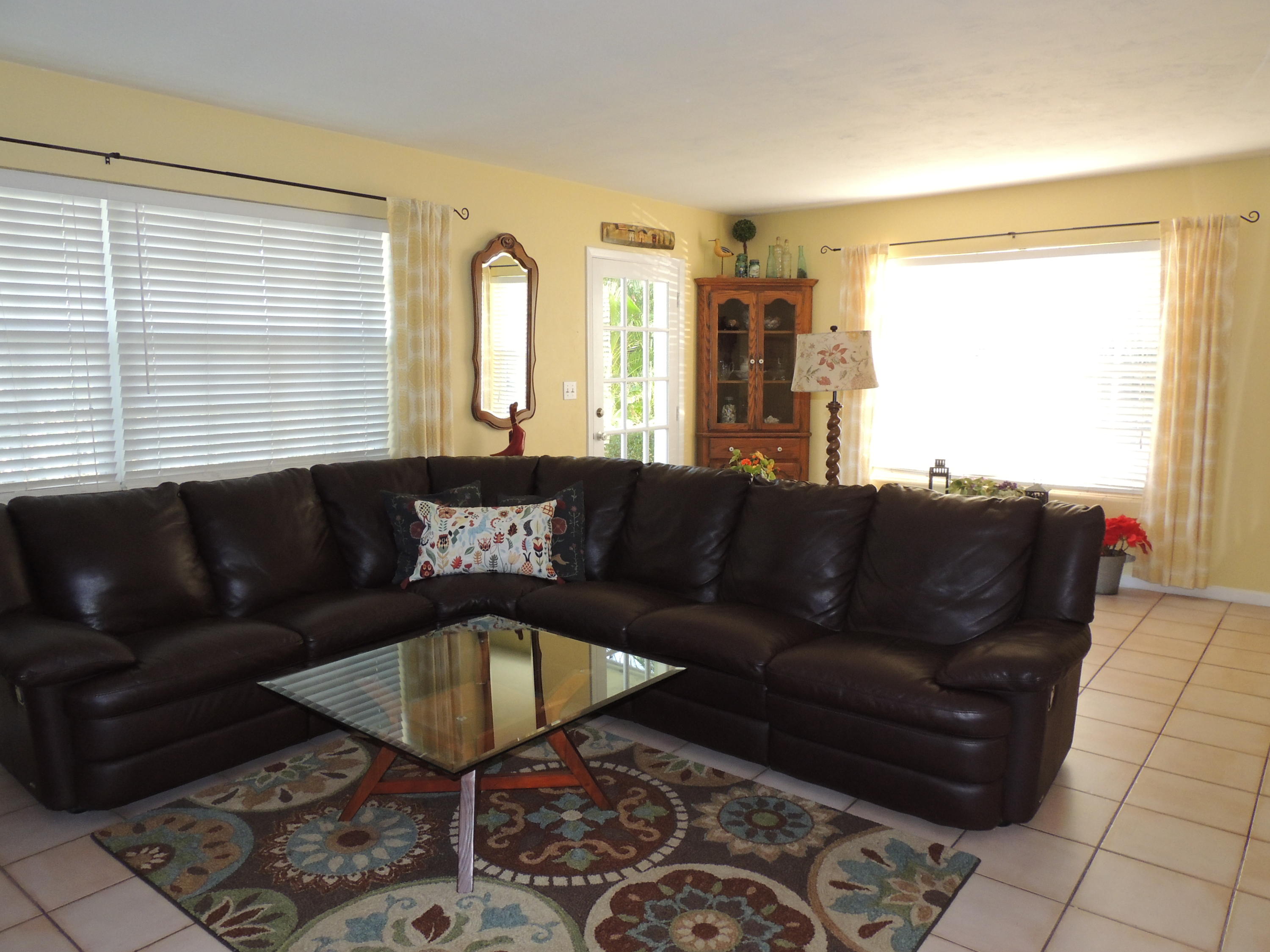 351 Colonial Road West Palm Beach, FL 33405 - Photo 8 of 24 DSCN4162