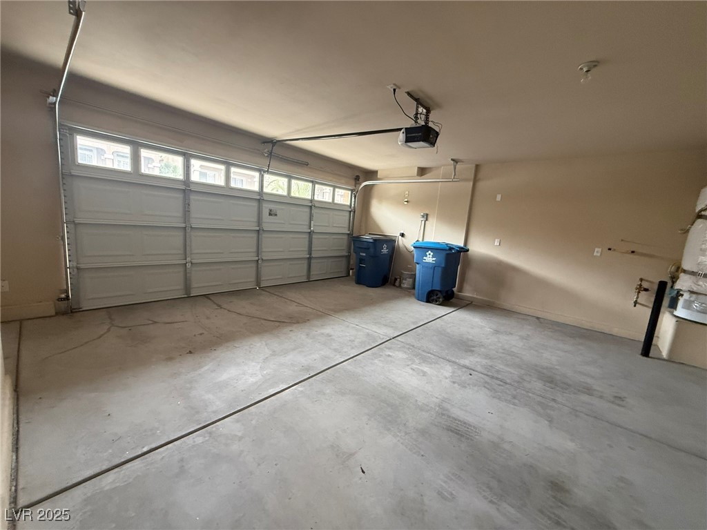 6830 Philharmonic Avenue Las Vegas, NV 89139 - Photo 25 of 28