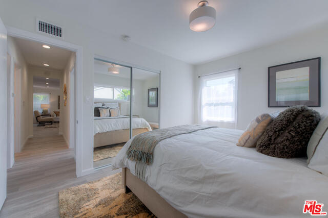 17218 Wyandotte Street Van Nuys, CA 91406 - Photo 9 of 15