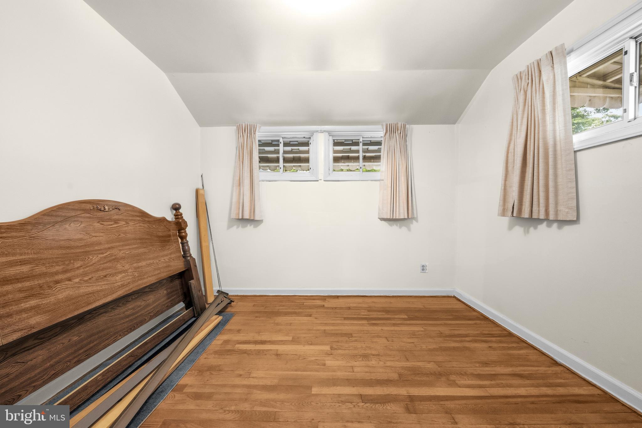 3223 Edgewood Road Kensington, MD 20895 - Photo 8 of 32