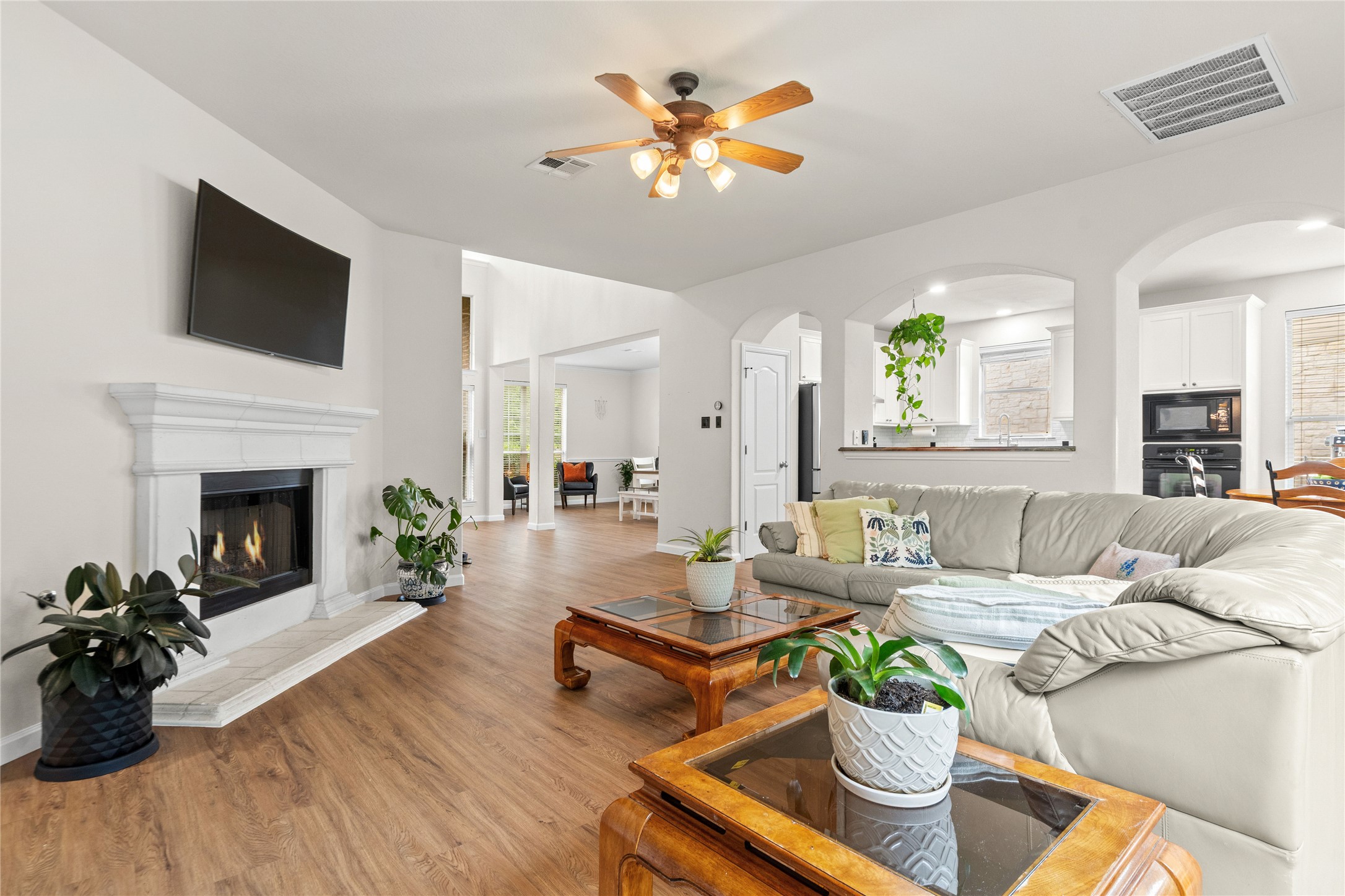 20825 Kearney Hill Road Pflugerville, TX 78660 - Photo 7 of 30 Open Concept Design!