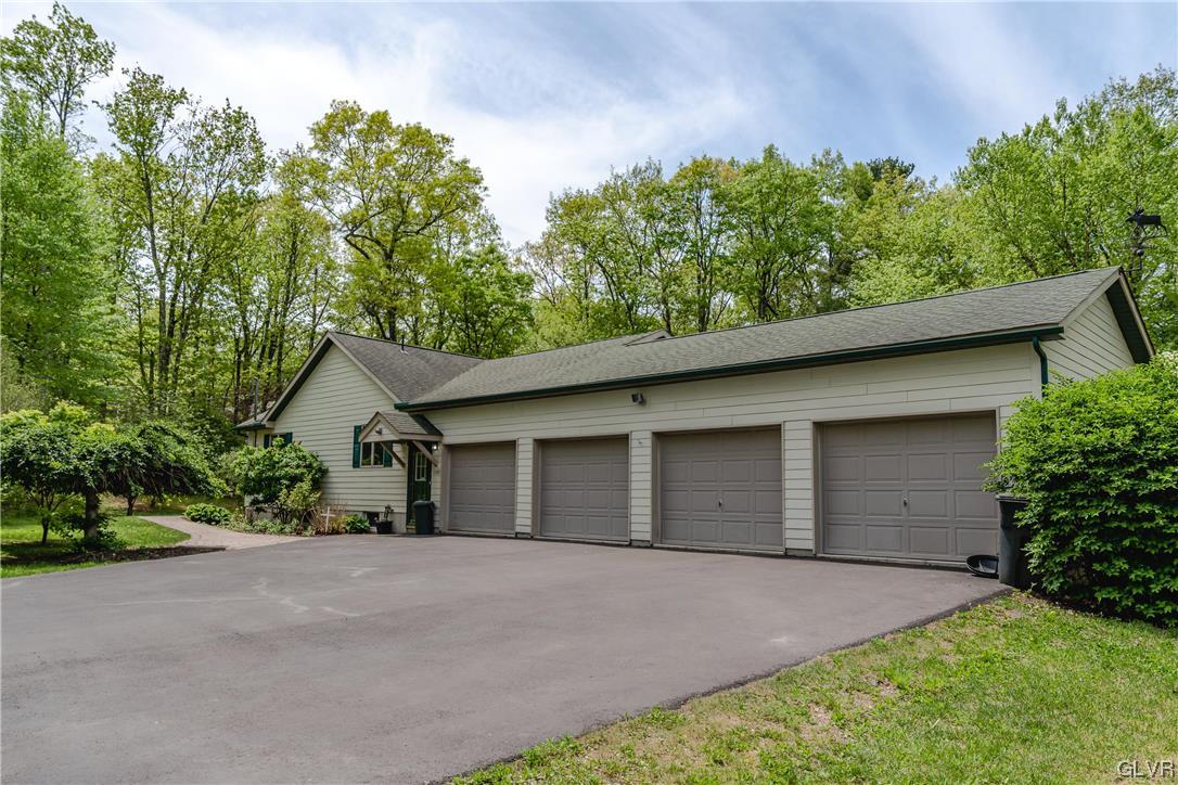 1065 Church Road Palmerton, PA 18071 - Photo 6 of 47 Gallery Image 6