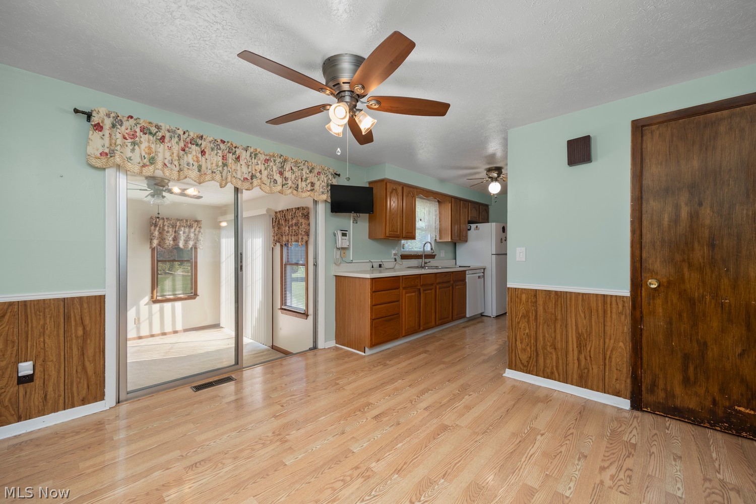 195 Moore Road Avon Lake, OH 44012 - Photo 13 of 48 Gallery Image 13