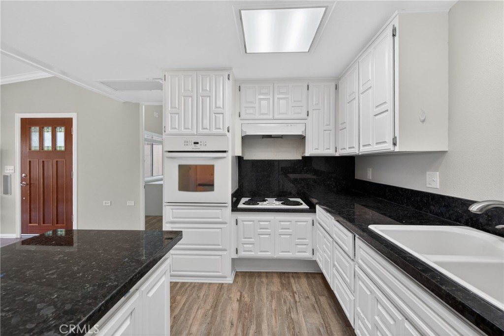 1690 Interlachen Road, Unit M1242J Seal Beach, CA 90740 - Photo 14 of 26