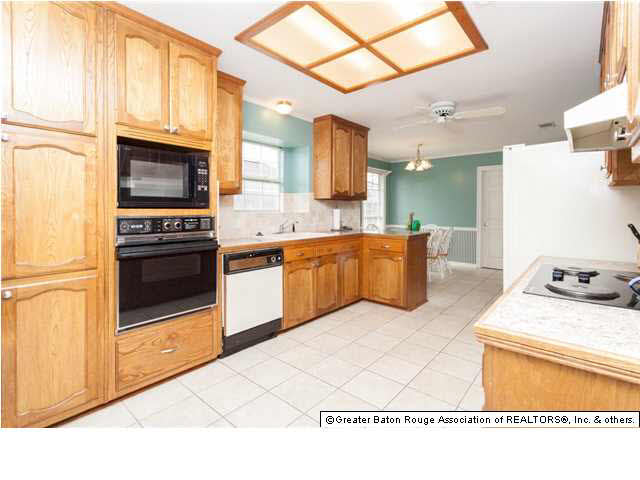 5636 Round Forrest Drive Baton Rouge, LA 70817 - Photo 8 of 28 Gallery Image 8