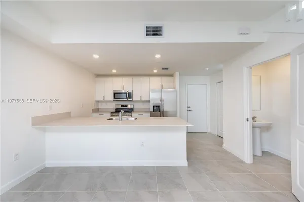 $2,600 | 12426 Southwest 248th Street, Unit 4, Homestead, FL 33032