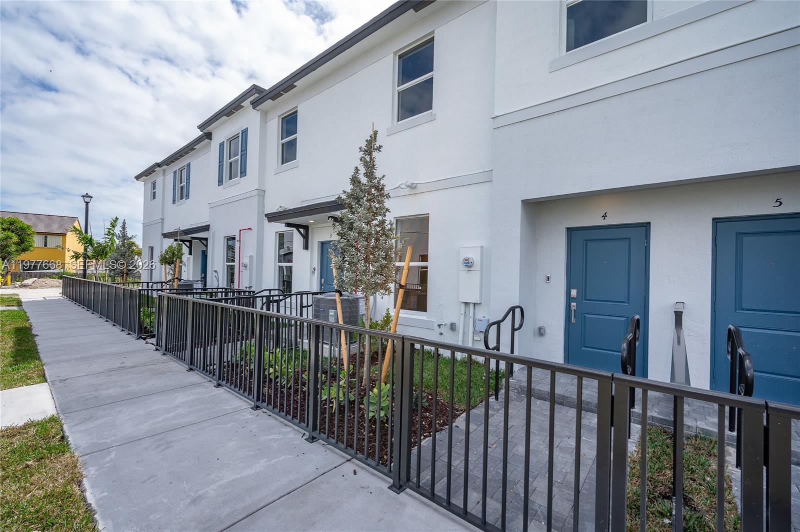 12426 Southwest 248th Street, Unit 4 Homestead, FL 33032 - Photo 5 of 40