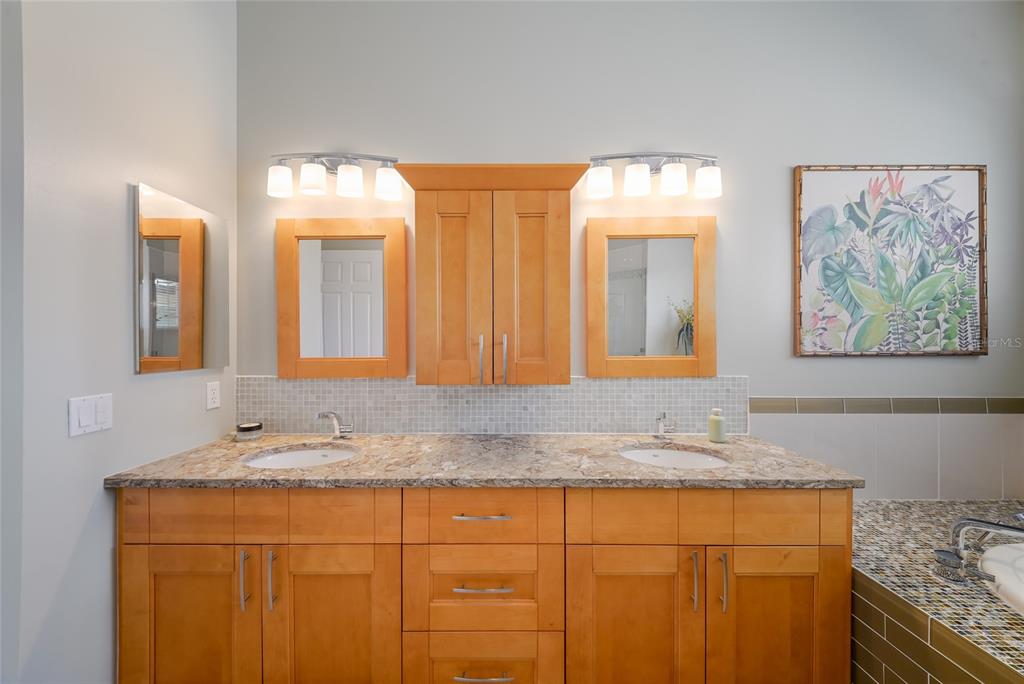 6435 Moorings Point Circle, Unit 201 Lakewood Ranch, FL 34202 - Photo 33 of 65