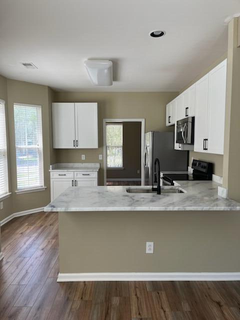 3301 Barkla Avenue Mount Pleasant, SC 29466 - Photo 5 of 15 Kitchen 22-6