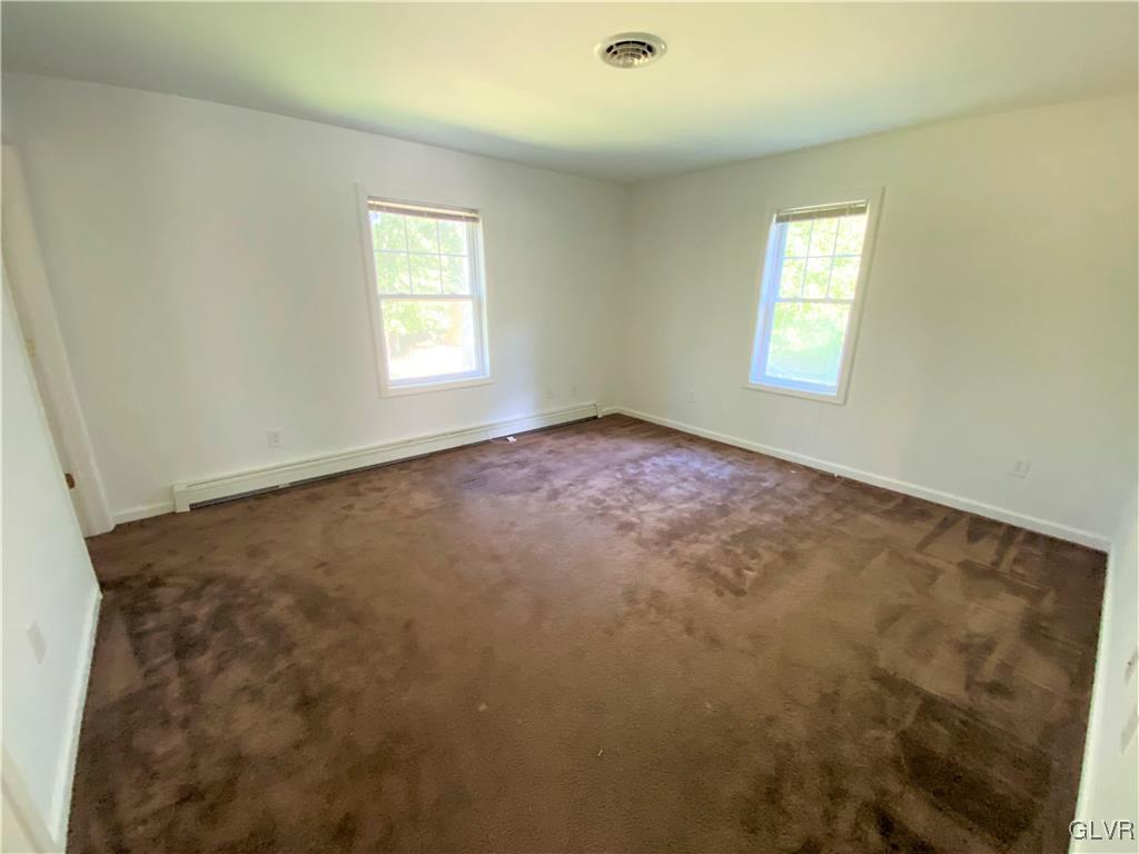 5019 Pine Ridge Road East Stroudsburg, PA 18302 - Photo 12 of 34 Gallery Image 12