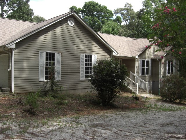 321 John Holliday Road Central, SC 29630 - Photo 1 of 10 Gallery Image 1