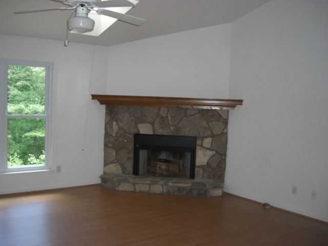 321 John Holliday Road Central, SC 29630 - Photo 6 of 10 Gallery Image 6