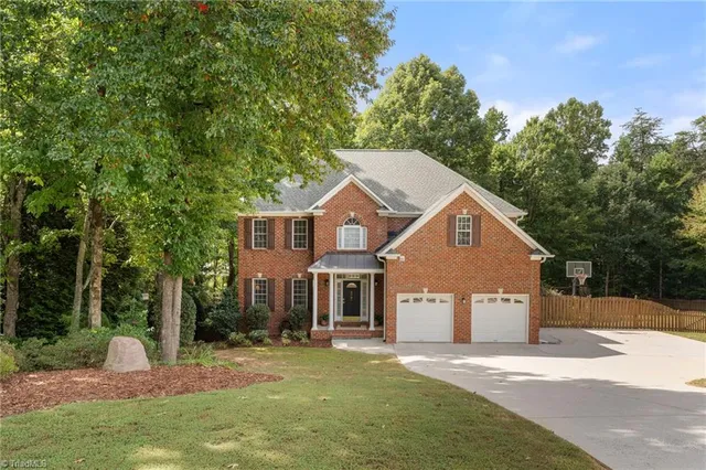 $690,000 | 8905 Seacrest Drive, Kernersville, NC 27284