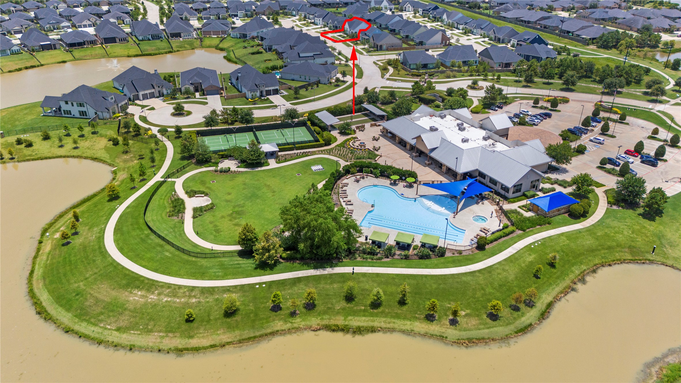 5535 Water Terrace Lane Fulshear, TX 77441 - Photo 35 of 43 an aerial view of a swimming pool