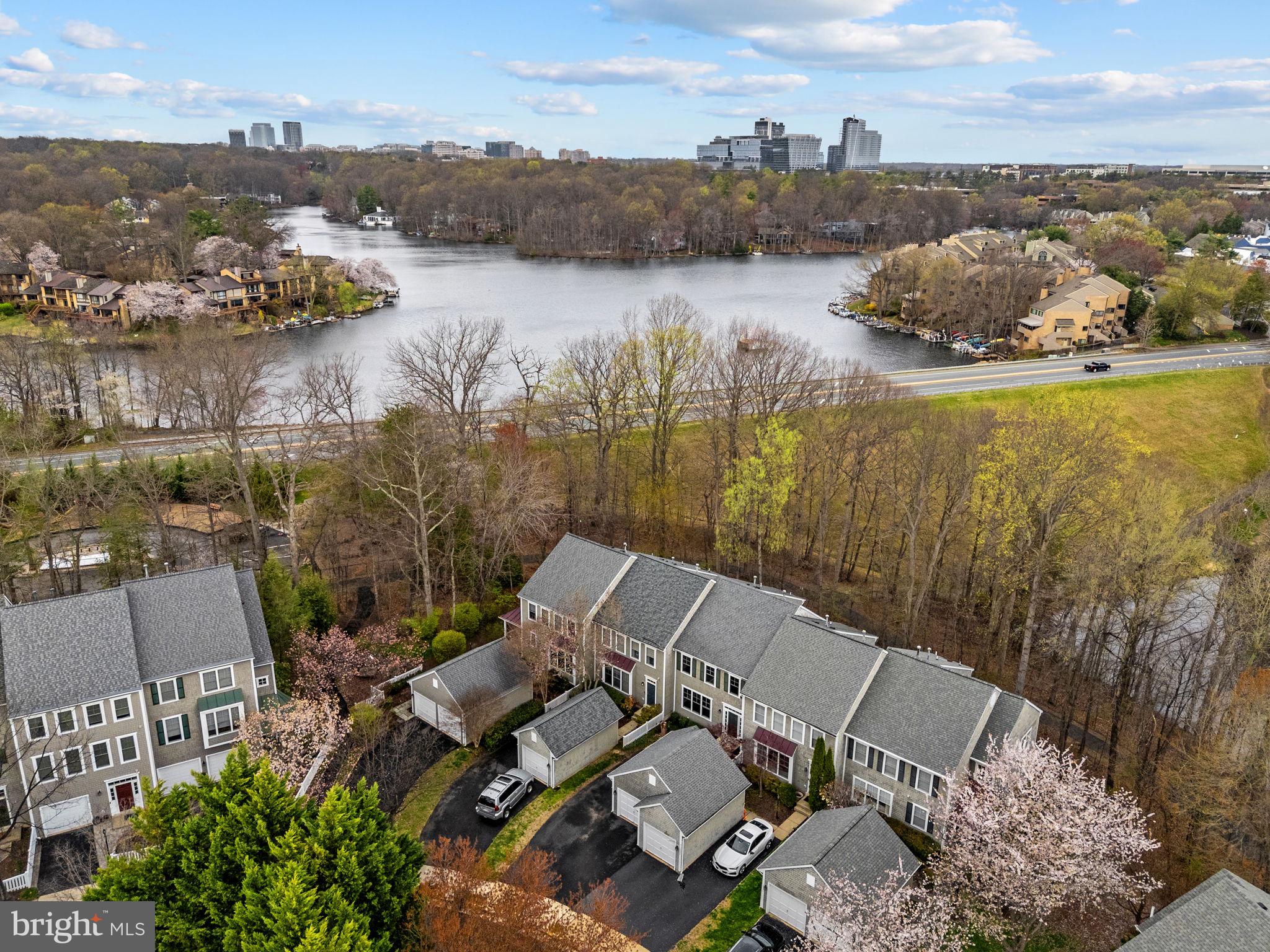 2526 Brenton Point Drive Reston, VA 20191 - Photo 111 of 118