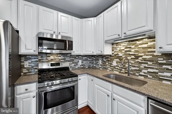 $1,074,500 | 2526 Brenton Point Drive, Reston, VA 20191