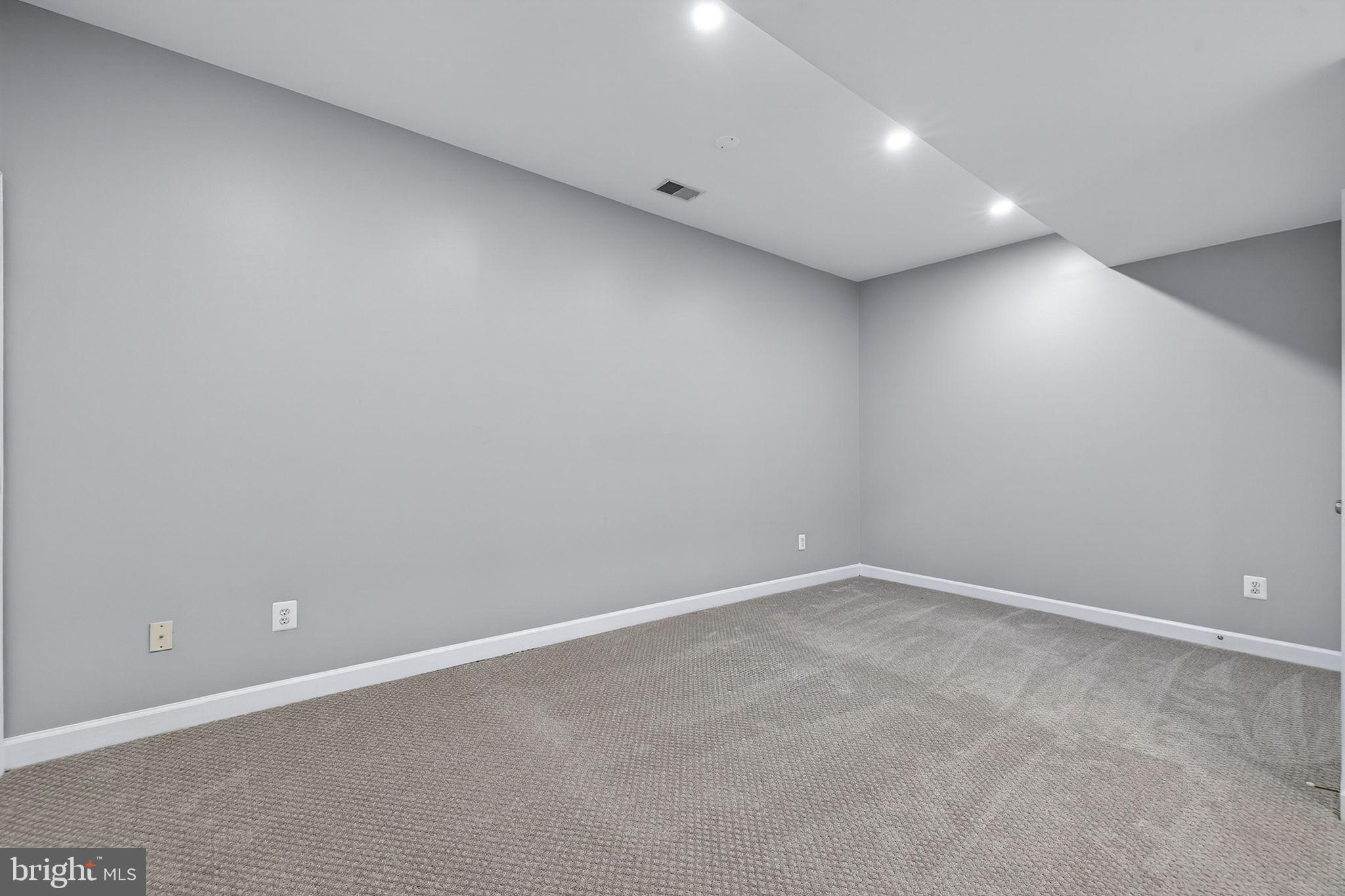 2526 Brenton Point Drive Reston, VA 20191 - Photo 94 of 118