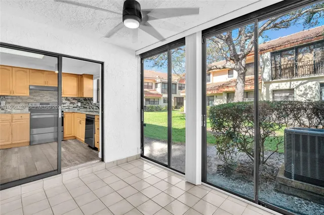 $350,000 | 3405 Emerald Oaks Drive, Unit 207, Hollywood, FL 33021