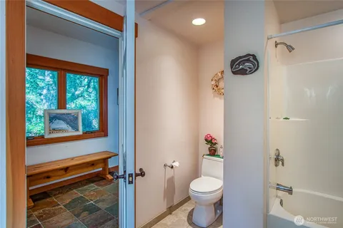 $2,250,000 | 86 Shag Rock Lane, Orcas Island, WA 98280