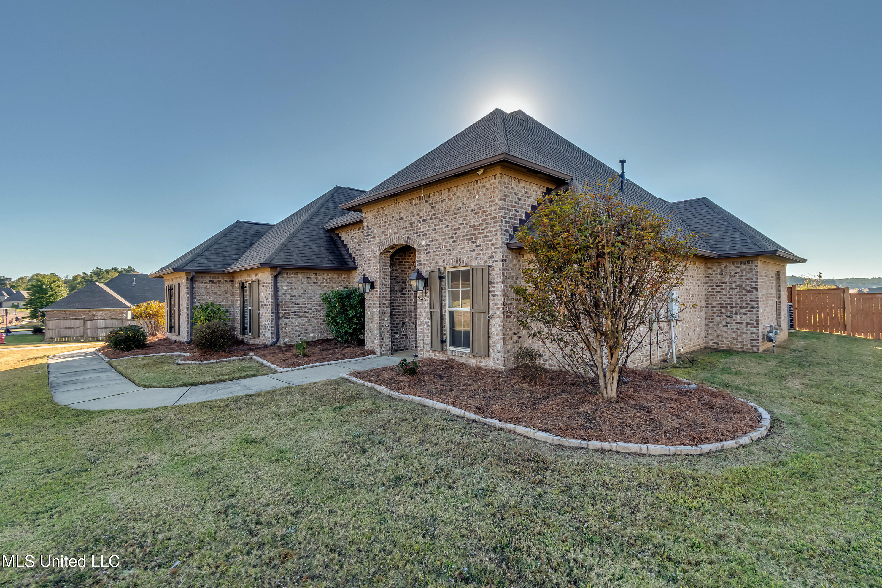 83 Brisco Street Madison, MS 39110 - Photo 2 of 39 83 Brisco-2