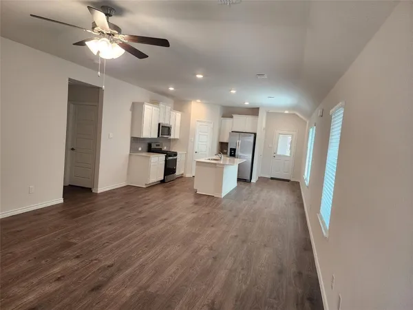 $2,000 | 3517 Cribbing Trail, Aubrey, TX 76227
