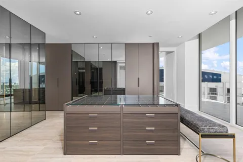 $17,995,000 | 525 North Fort Lauderdale Beach Boulevard, Unit 2201, Fort Lauderdale, FL 33304