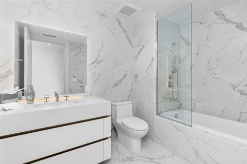 $17,995,000 | 525 North Fort Lauderdale Beach Boulevard, Unit 2201, Fort Lauderdale, FL 33304