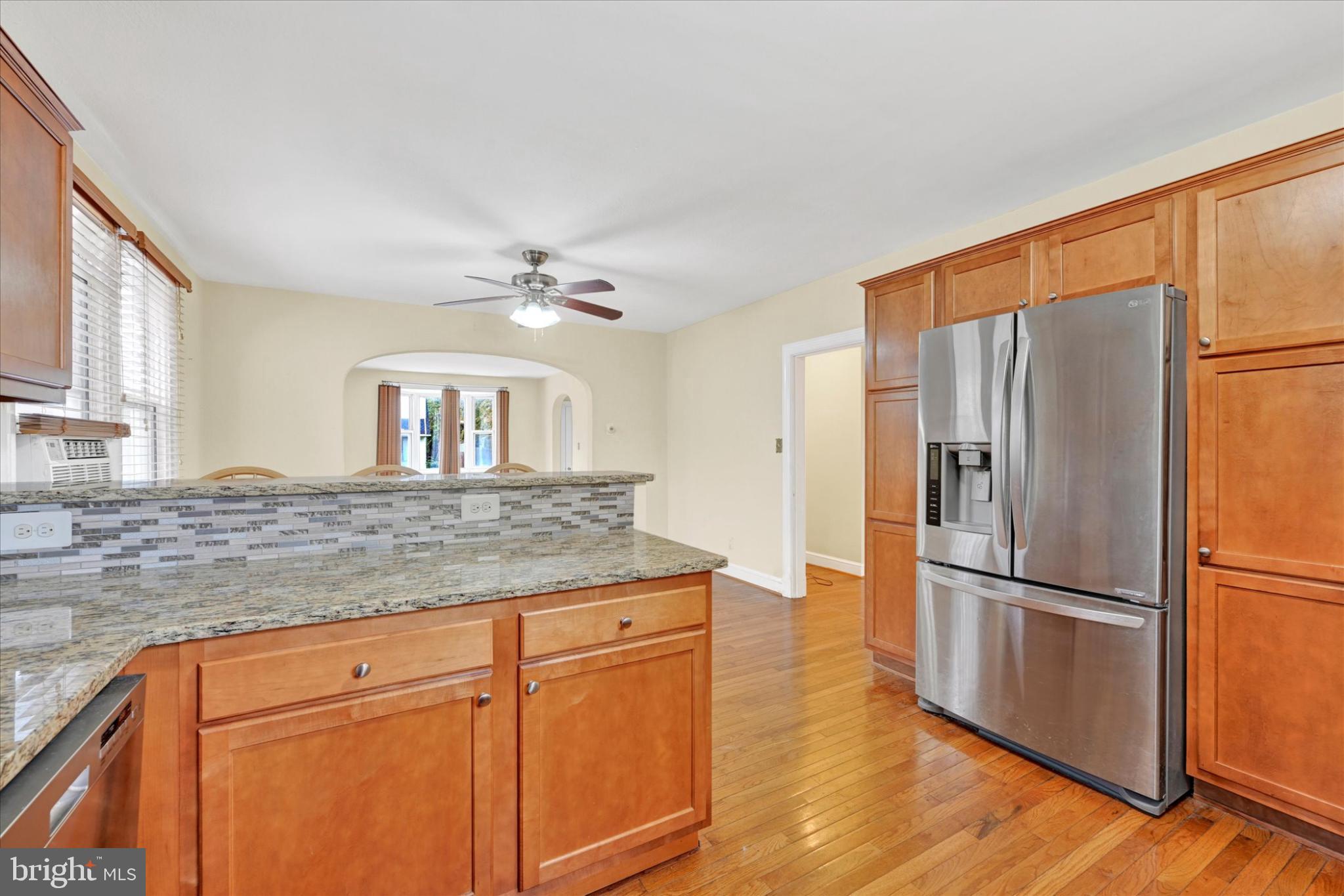 1243-10 Ten Oaks Road Baltimore, MD 21227 - Photo 12 of 28 Kitchen looking to dining and living