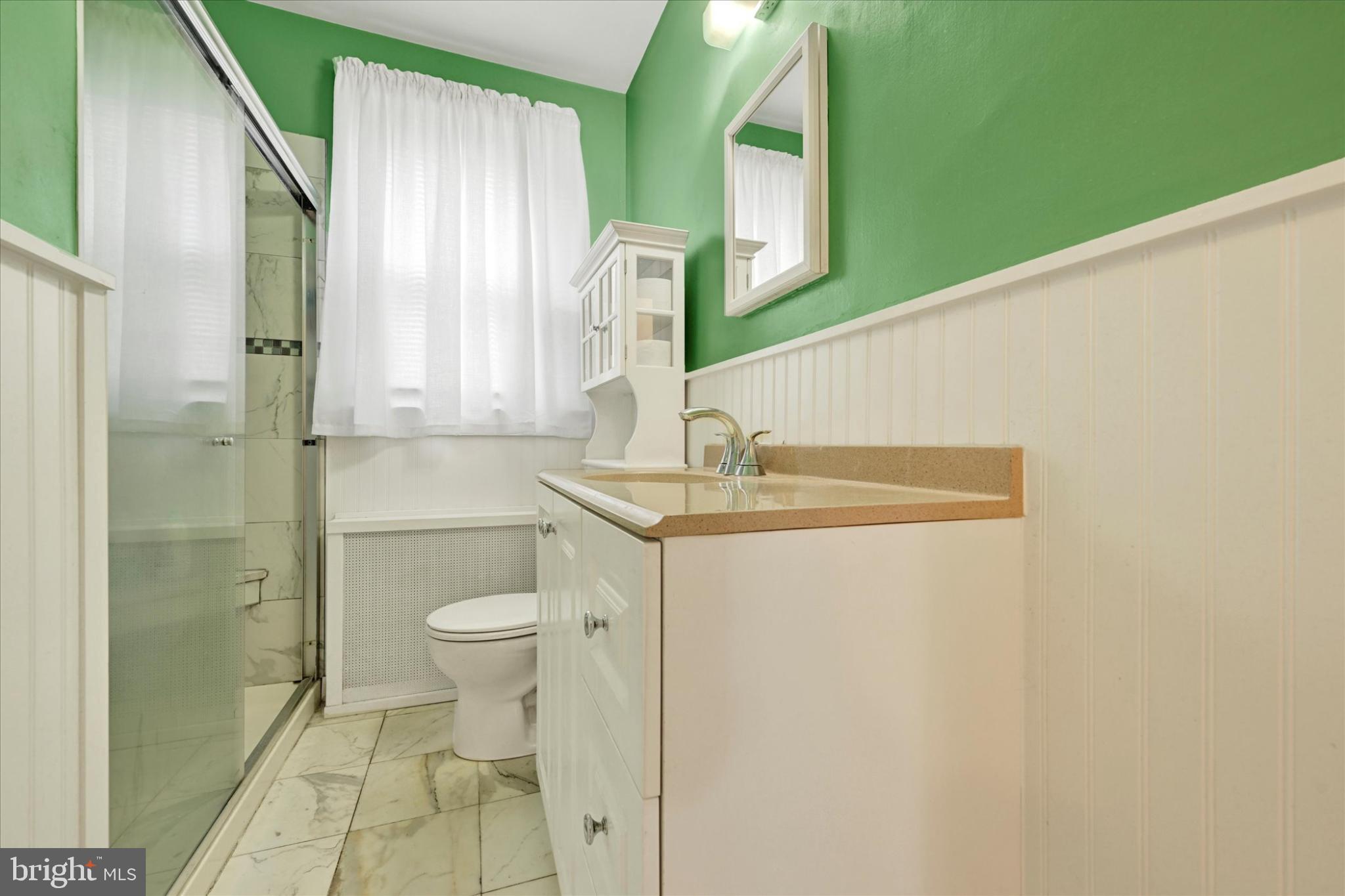 1243-10 Ten Oaks Road Baltimore, MD 21227 - Photo 15 of 28 Bath main level walkin shower