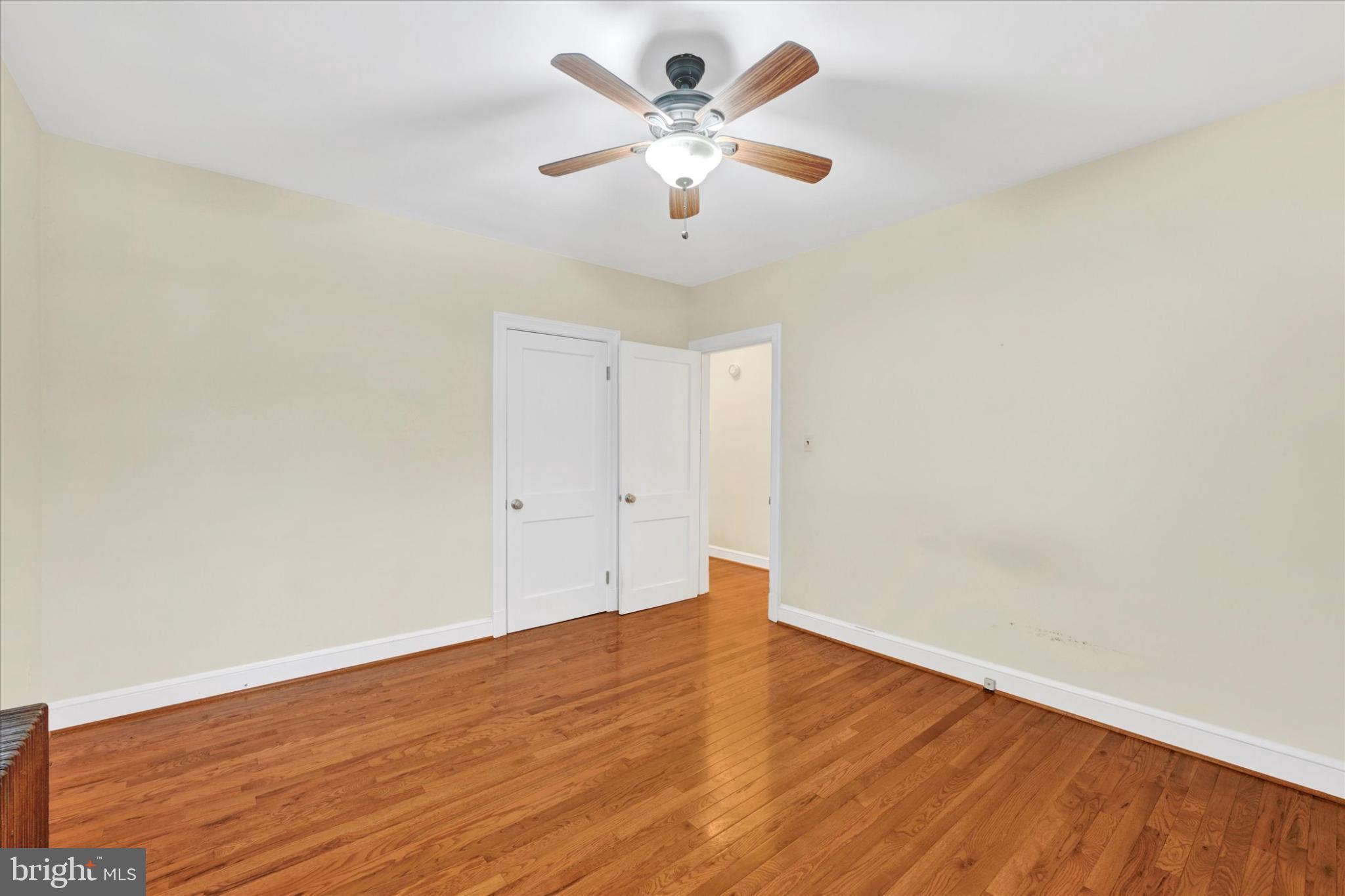 1243-10 Ten Oaks Road Baltimore, MD 21227 - Photo 17 of 28 Bedroom 1